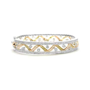 Ladies Tri-Colored Diamond Bracelet